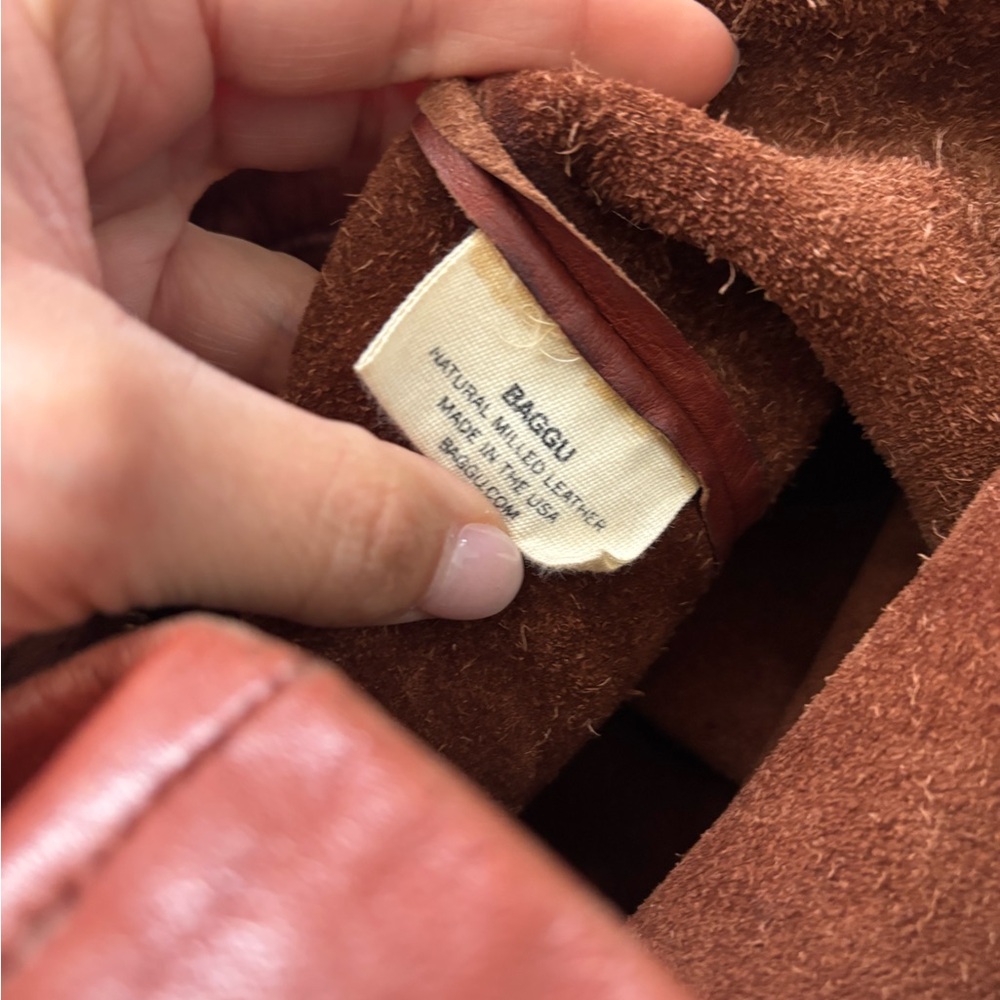 Rare Baggu Distressed Raw Milled Leather Tote, Saddle Brown - Picture 9 of 12